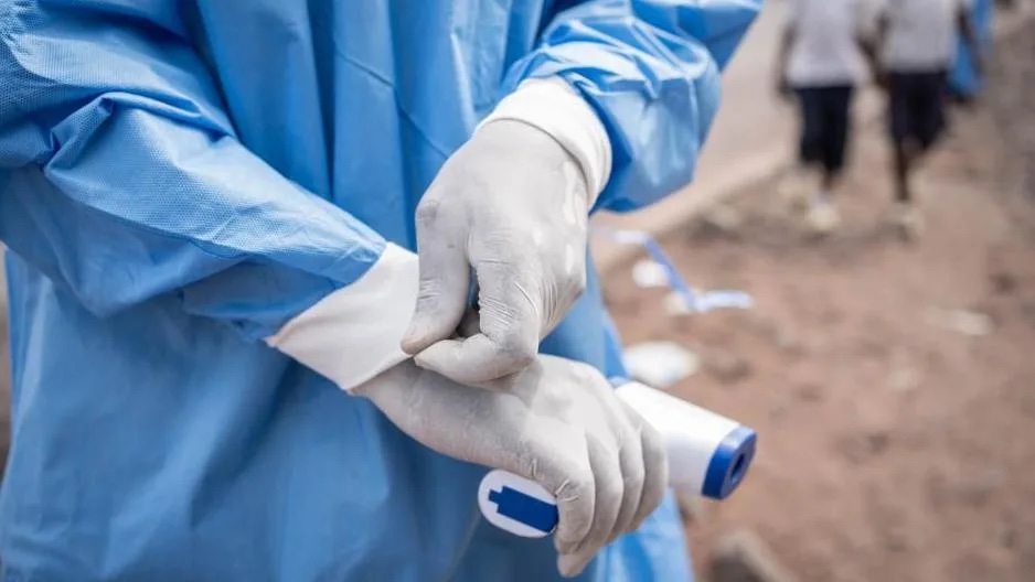 ebola20264